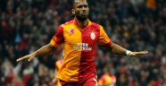 Eski Galatasaraylı Drogba, Fransa'da son 20 yılın en iyi forveti seçildi