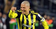 Fenerbahçe-Kayserispor maçında Alex, karton taraftar şeklinde tribünde olacak