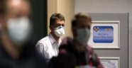 Fransa'daki bir Çinli turist, koronavirüs sebebiyle hayatını kaybetti