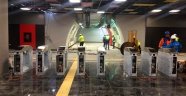 İstanbul Büyükşehir Belediyesi'nin yapımına devam ettiği metro hattında iş bırakma eylemi
