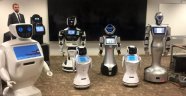 İstanbul'da havalimanında yolculara 5 dil bilen robot yardım edecek