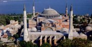 Kabul edildi: Ayasofya camiye dönüşemez