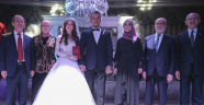 Karamollaoğlu ve Kılıçdaroğlu, Şener'in kızının nikah şahidi oldu