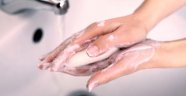 Koronavirüsten korunma konusunda hayati önem taşıyan el yıkamanın püf noktaları