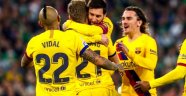 Messi 3 asist yaptı, Barcelona Betis'i 3-2 yendi