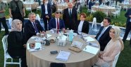 MHP'den ihraç edilen Erhan Usta'nın kızının nikah töreninde 4 genel başkan bir araya geldi