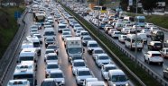 Milyonlarca araç sahibini ilgilendiren trafik sigortasında zam oranı yarı yarı azaldı
