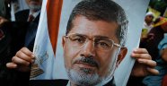 Şehid Muhammed Mursi'nin defni sırasında ağlatan anlar