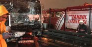 Son Dakika! Haramidere Metrobüs Durağında Kaza