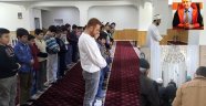 Sultangazi'de Eller Şehit Savcı İçin Duaya Kalktı