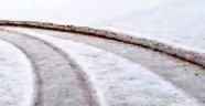 Suudi Arabistan'da çöle kar yağdı: Bölge halkı beyaza bürünen çöle akın etti