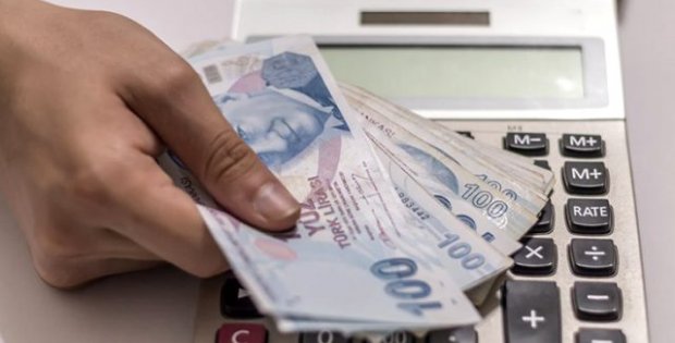 Türk-İş, dört kişilik bir ailenin açlık sınırını 2 bin 431 lira olarak belirledi