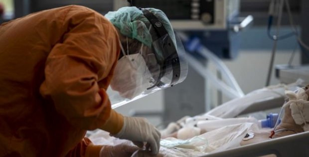 Türkiye'de 16 Haziran günü koronavirüs nedeniyle 17 kişi hayatını kaybetti, 1467 yeni vaka tespit edildi