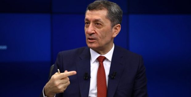 Ziya Selçuk, uzaktan eğitimin detaylarını anlattı! Dersler 6 kanalda yayınlanacak